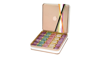 Assorted Turkish Delight Mix, Rose, Mint, Orange, Lemon and Pomegranate Flavour, Lokum Dessert Gourmet Gift Box Tin, 500g, Approx 26 Pieces, Chateau De Mediterranean