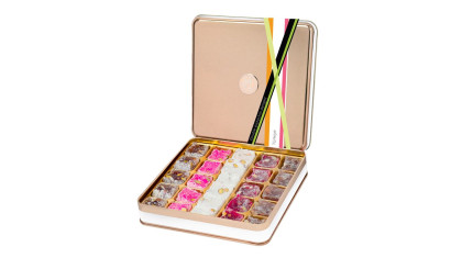 Double Roasted Pistachio Turkish Delight, Luxurious Selection of Strawberry, Pomegranate, Coconut and Pasha, 26 Pieces, 500g, 18oz, Tin Metal Gift Box